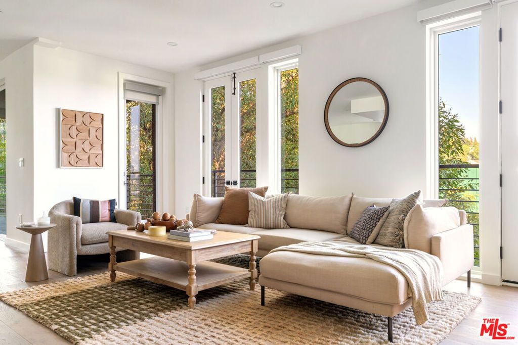 Photo of 2267 Duane Street #3, Los Angeles, CA 90039 (MLS # 26828545)