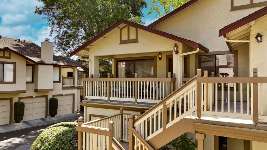 38694 Huntington Circle