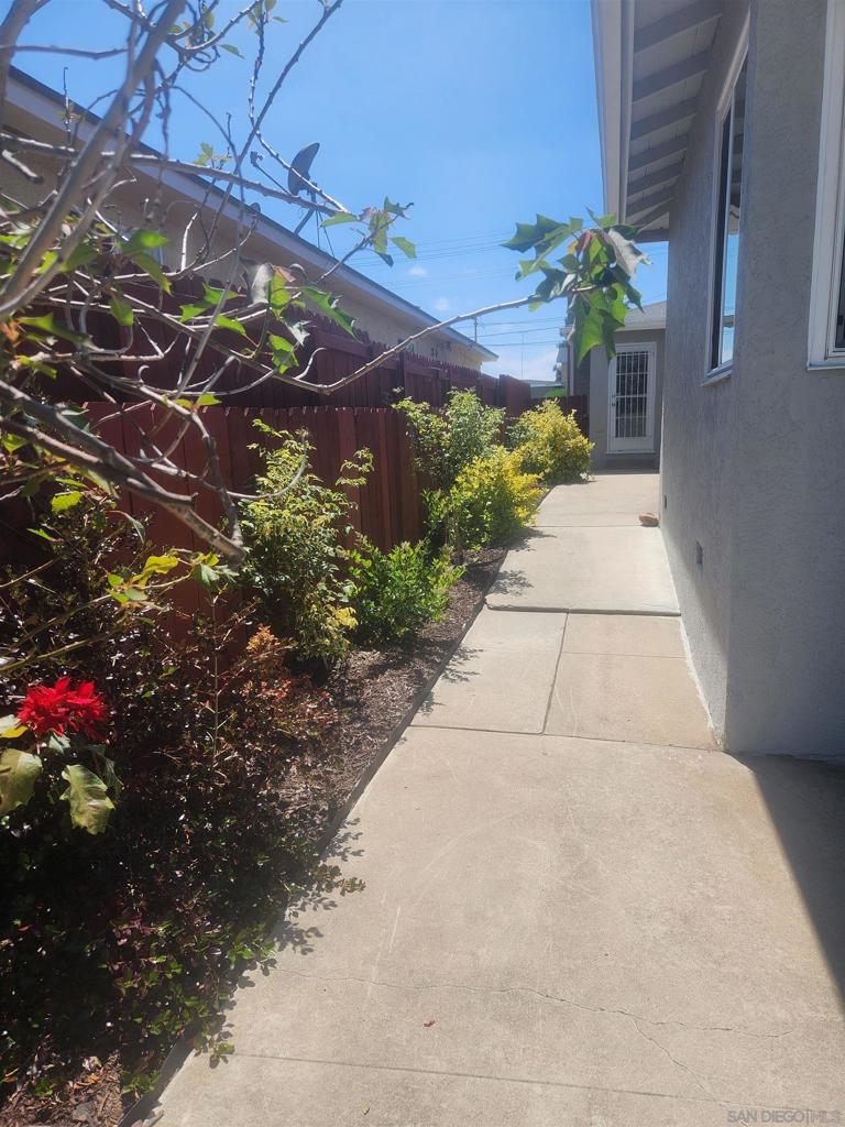 College Grove - Residential