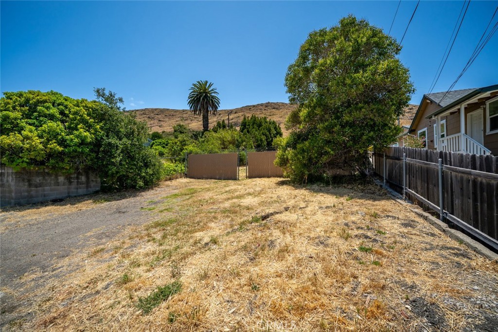 3143 Rockview Place