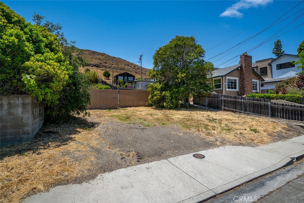 3143 Rockview Place