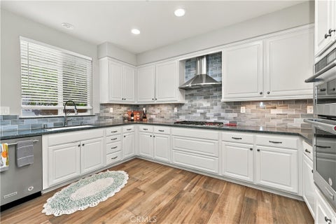 Tiny photo for 31980 Oregon Lane, Temecula, CA 92592 (MLS # SW26232655)