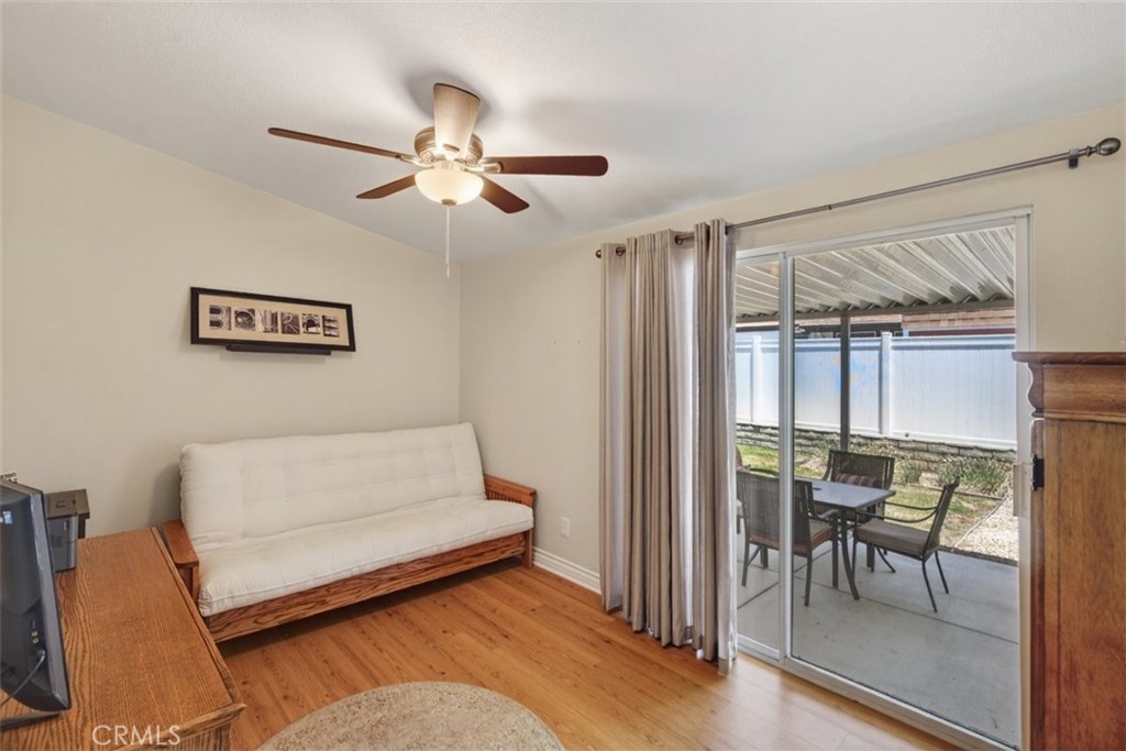 10961 Desert Lawn Drive 394