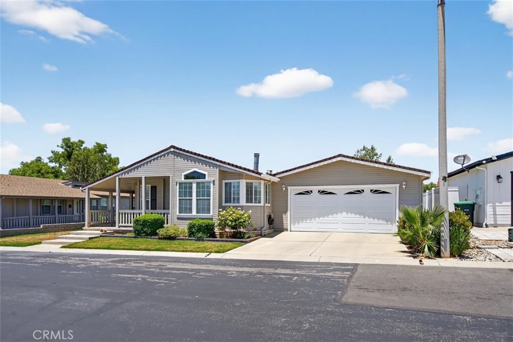 10961 Desert Lawn Drive 394