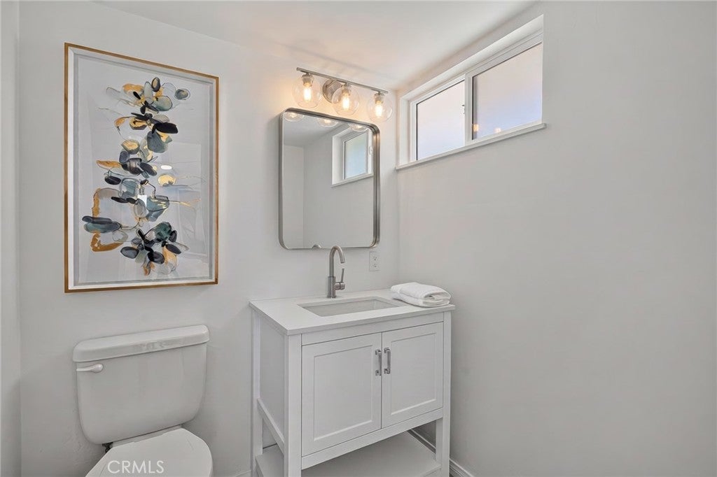 410 Lenwood, Costa Mesa CA 92627 - Photo 20