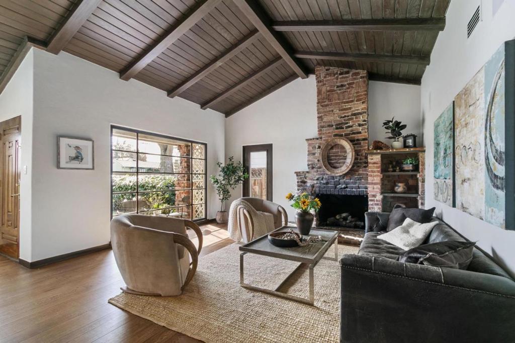 2084 Saint Francis Way