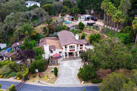 Photo of Salinas, CA 93907 (MLS # ML82041629)