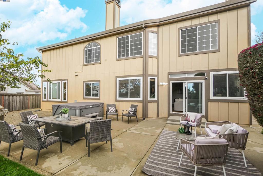 PROMINENCE - Residential