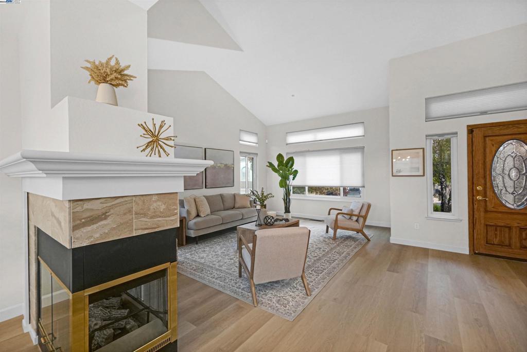 PROMINENCE - Residential