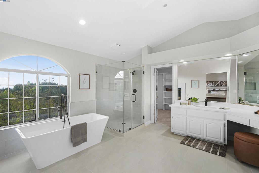 PROMINENCE - Residential