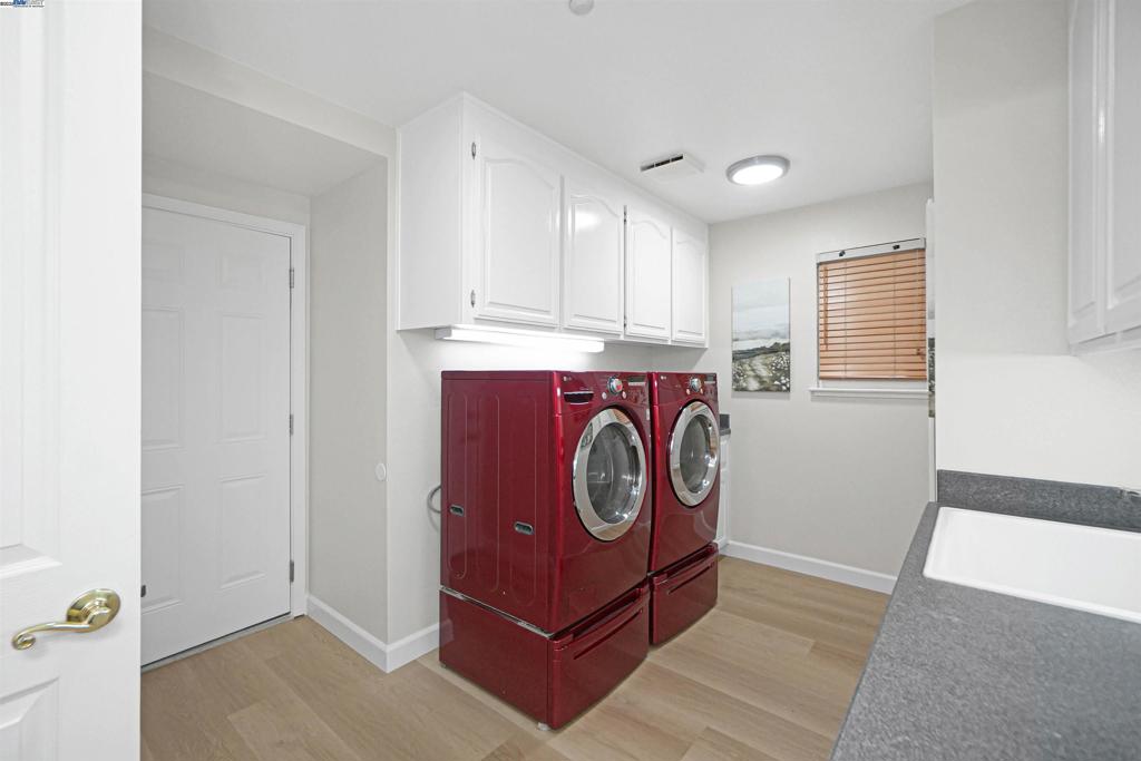 PROMINENCE - Residential