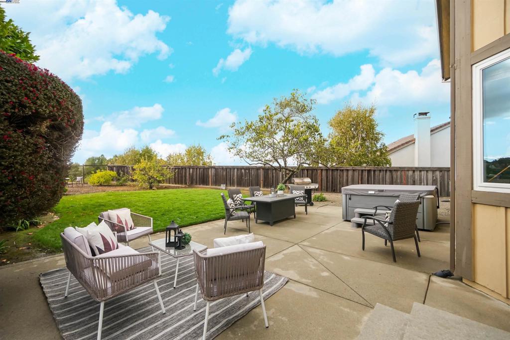 PROMINENCE - Residential