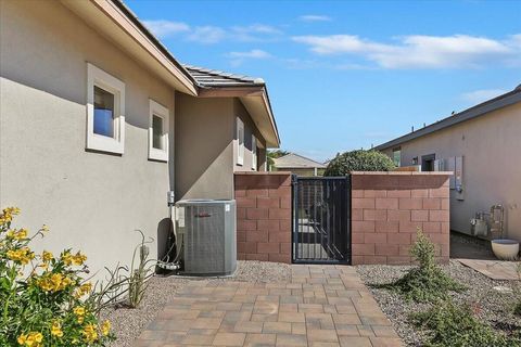 Tiny photo for 51678 Hawthorne Court, Indio, CA 92201 (MLS # 219144366DA)