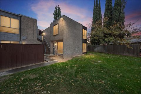 Photo of 5908 Almendra Court #C, Bakersfield, CA 93309 (MLS # SR25262335)