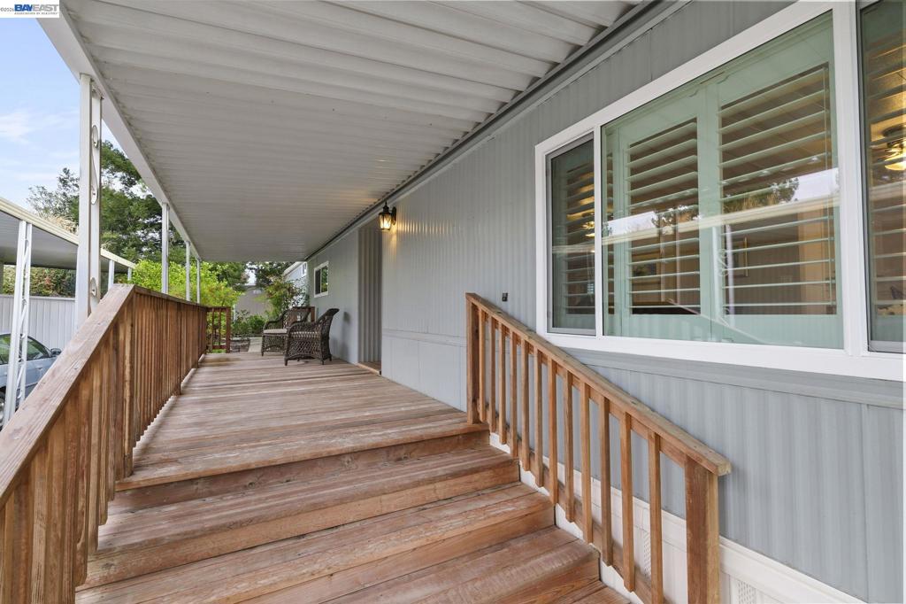 3231 Vineyard Ave., #94