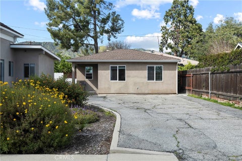 Photo of 217 E Carroll Avenue #B, Glendora, CA 91741 (MLS # SR26192452)