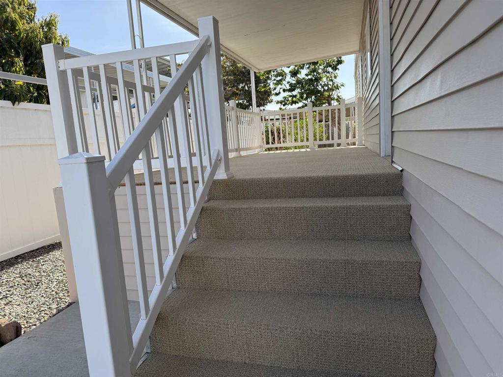 200 N El Camino Real 150