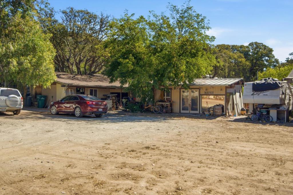 45540 Carmel Valley Road 0