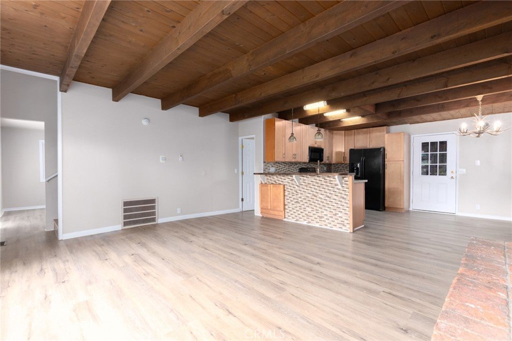 Properties 4 260 S Fairway Drive
