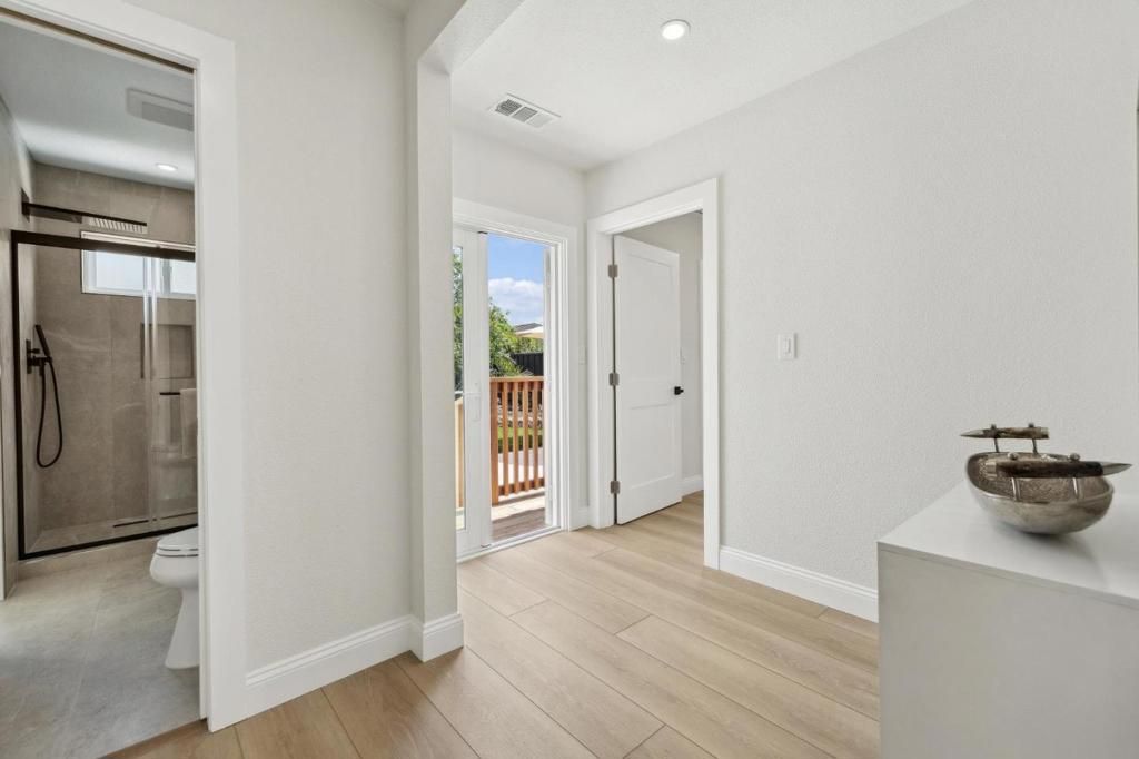 listing image 130723203219432977168