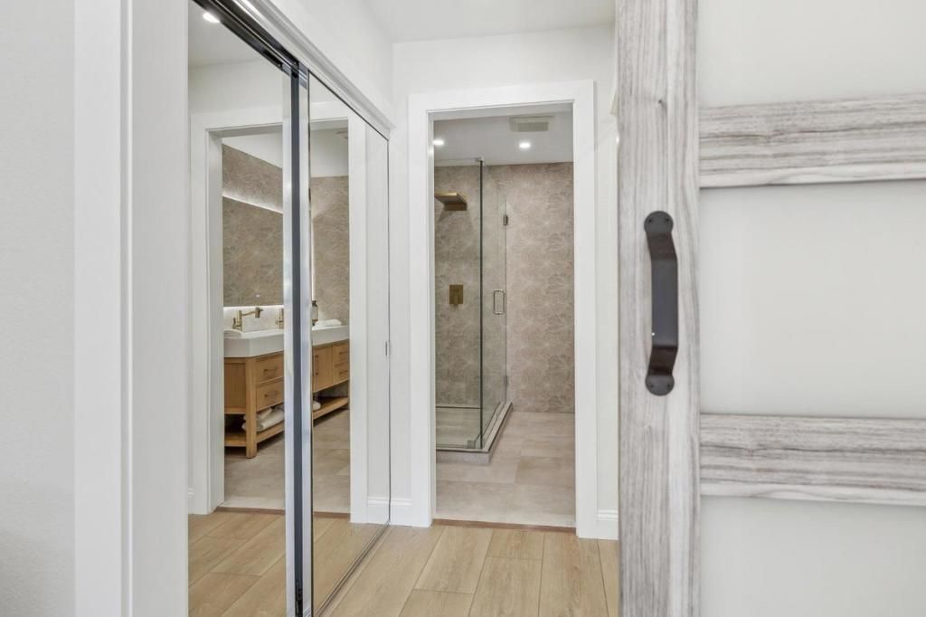listing image 130727153233471859919