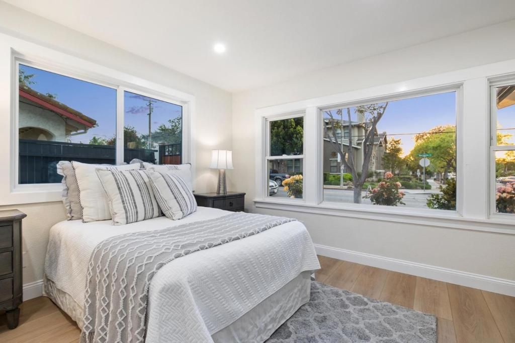 listing image 130721786033680588629