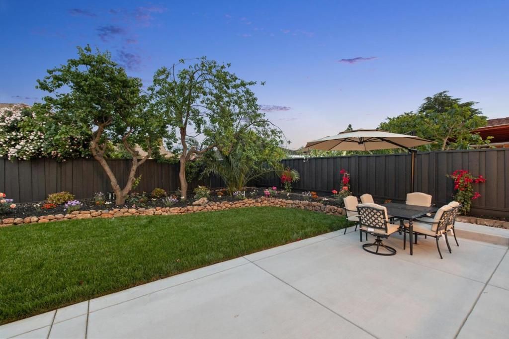 listing image 130726016226400917965