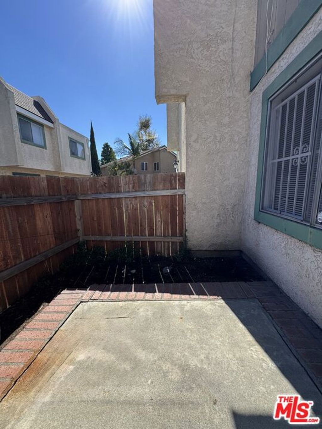 Photo of 157 S Wilmington Avenue #L, Compton, CA 90220 (MLS # 25608881)