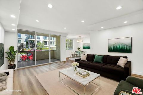 Photo of 11970 Montana Avenue #110, Los Angeles, CA 90049 (MLS # 26859811)