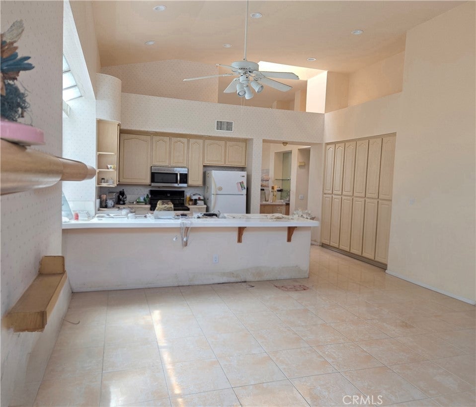 8944 Mesa Oak Drive