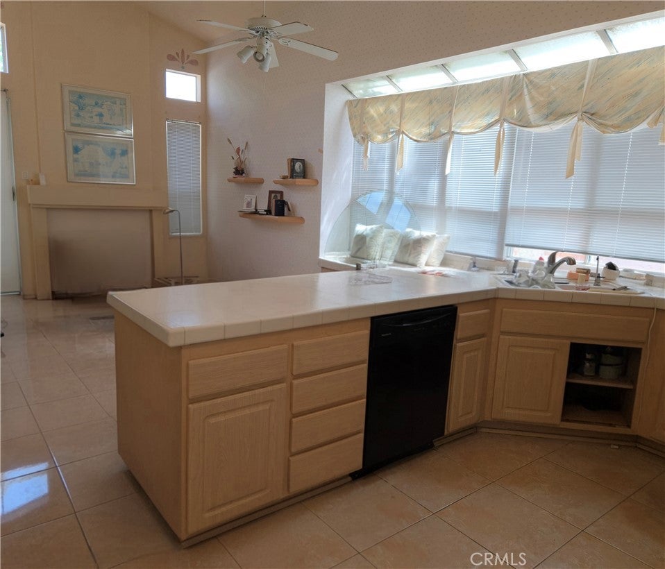 8944 Mesa Oak Drive