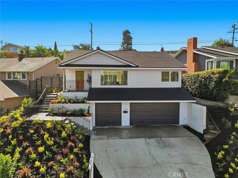 Tiny photo for 205 Vista Del Parque, Redondo Beach, CA 90277 (MLS # PW25249483)
