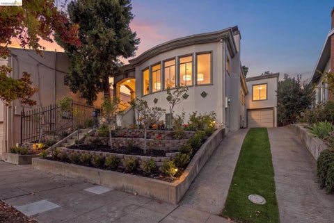 Photo of 1322 E 38Th St ST, Oakland, CA 94602 (MLS # 41151182)