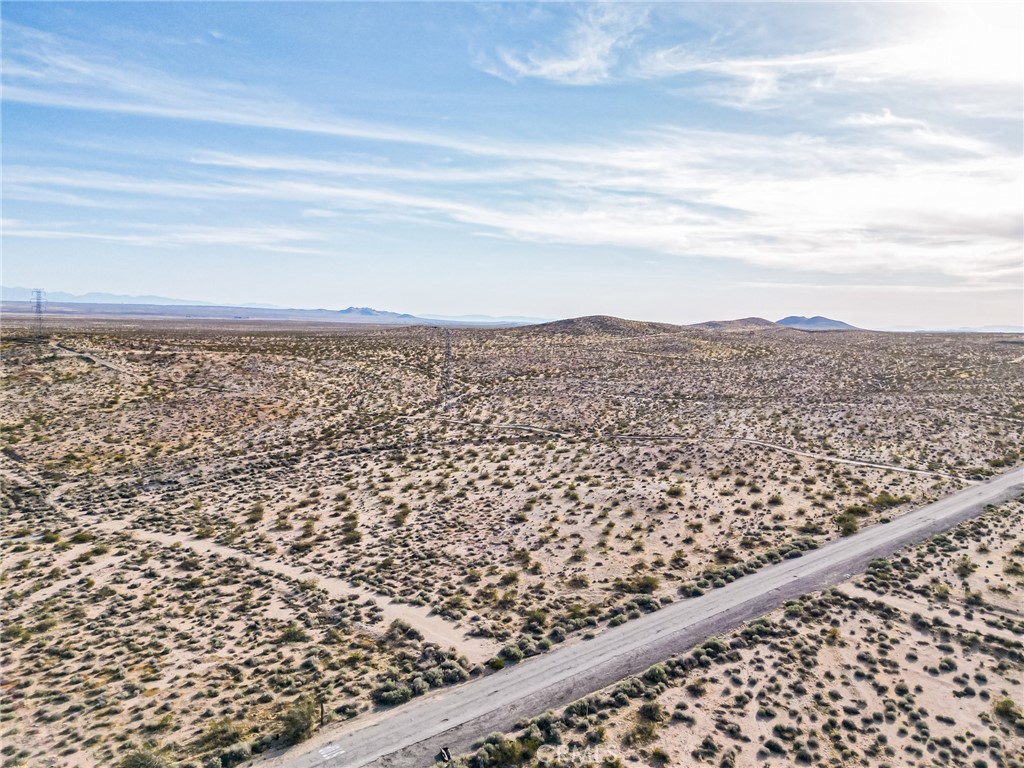 1000 Locust Road
