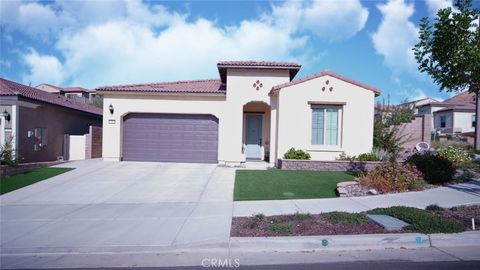 Photo of 11972 Wandering Way Way, Corona, CA 92833 (MLS # OC25254570)