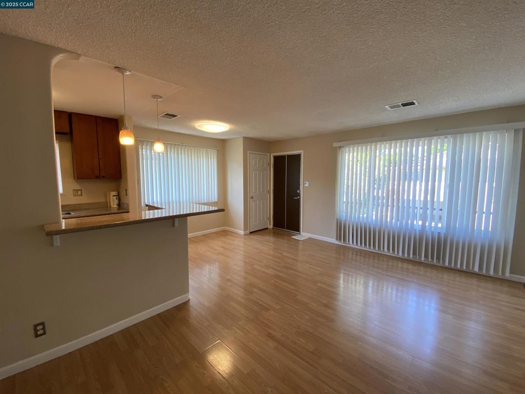 CONTRA LOMA - Residential