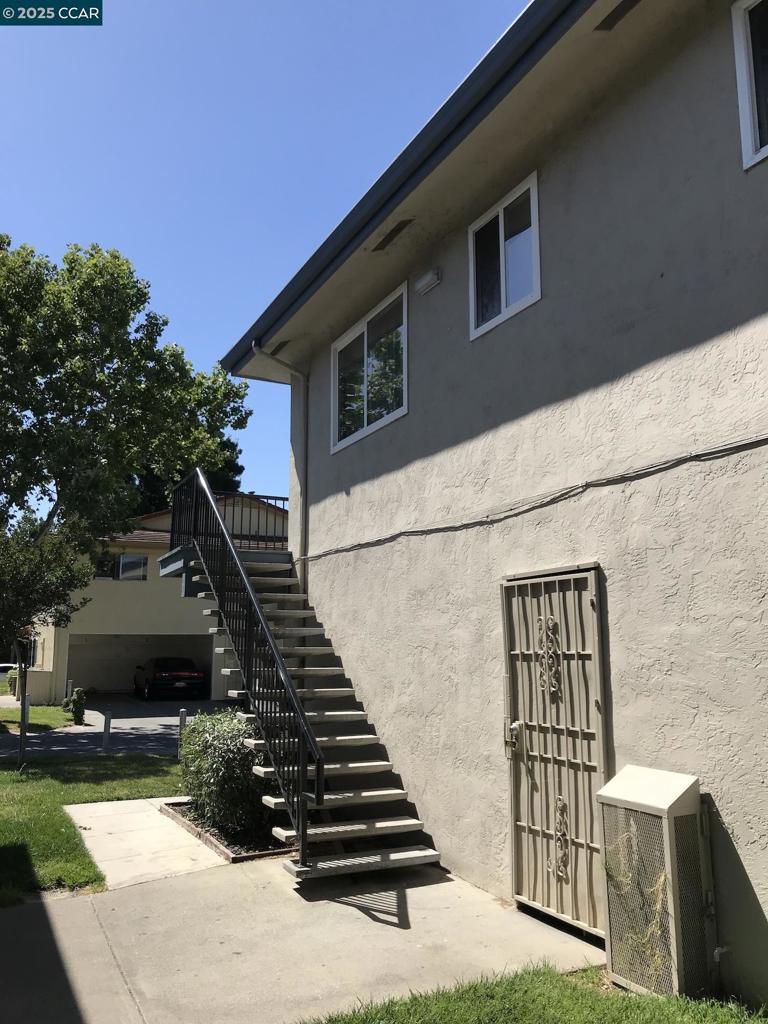 CONTRA LOMA - Residential