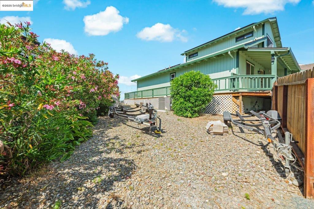 DELTA WATERFRONT ACCESS - Residential