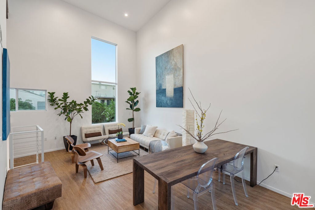 Photo of 1244 14th Street #E, Santa Monica, CA 90404 (MLS # 26864185)
