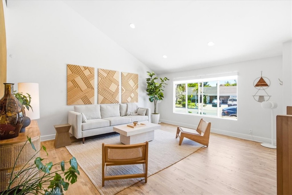 25111 Shaver Lake Circle