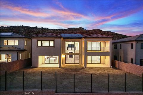 20268 W Albion Way Porter Ranch CA 91326