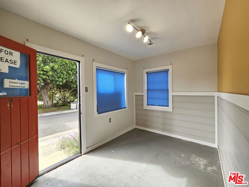 436 Ardmore Avenue D