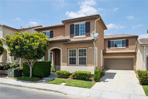 Photo of 23821 Via Campana, Valencia, CA 91354 (MLS # SR26147527)