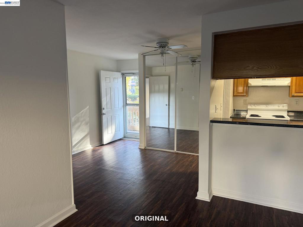 260 Industrial Pkwy 23