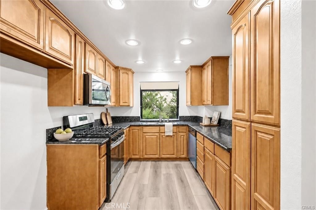 19620 Sherman Way Unit 1