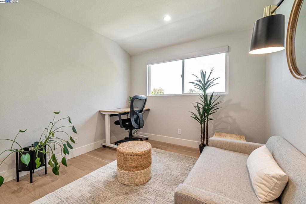 WEST SIDE DUBLIN - Residential