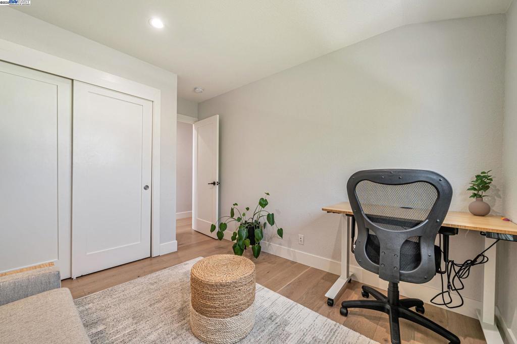 WEST SIDE DUBLIN - Residential