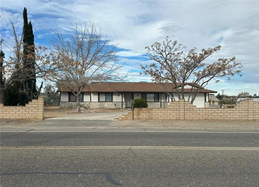 Cute home is hidden in a great neighborhood with lots of room to play in the back yard 3 bedrooms, 2 baths with attached garage. It has new paint

& new flooring.