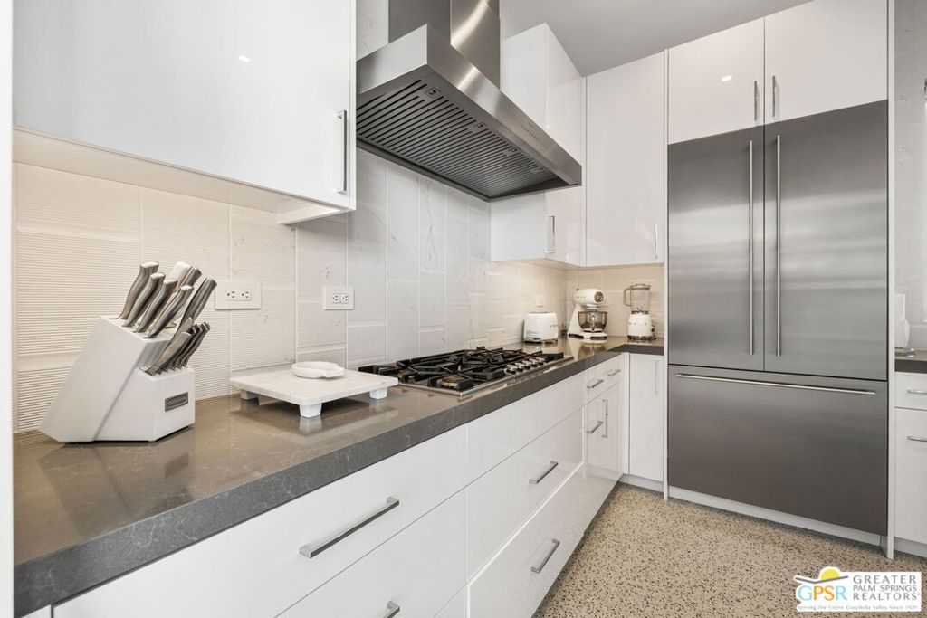 Desert Palisades - Residential