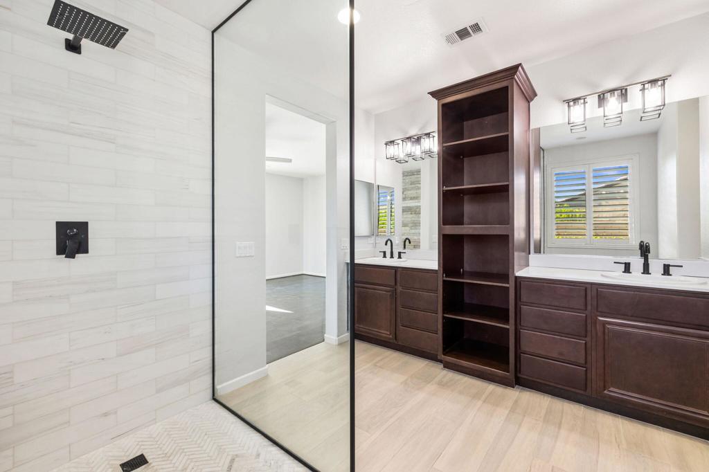 The Gallery - Residential